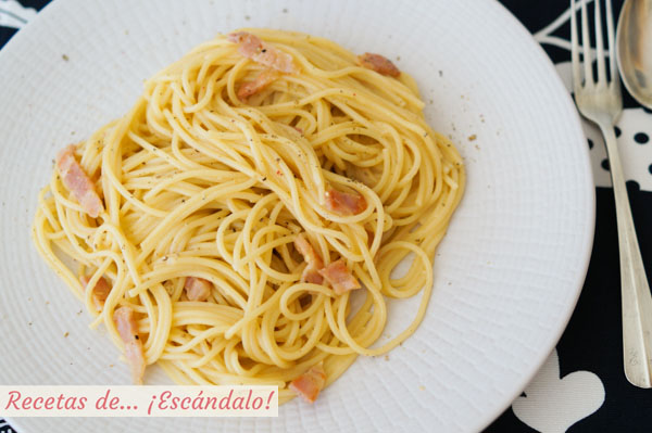 Receta tradicional de espaguetis a la carbonara