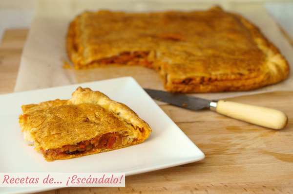 Empanada de atun con masa de hojaldre