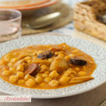 Callos con garbanzos