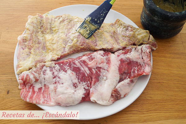 Secreto iberico de cerdo con majado de especias y mostaza